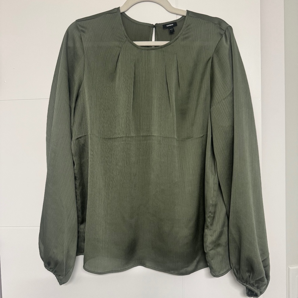 Express Satin Balloon Sleeve Top